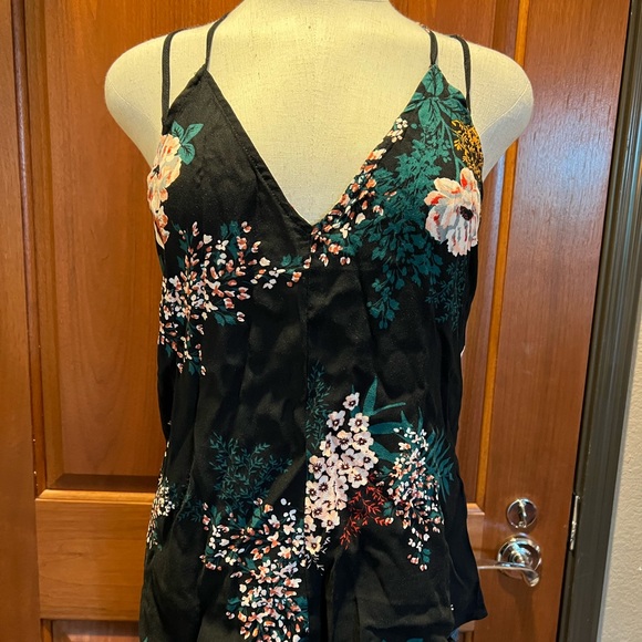 LOVESTITCH TANK 💖 BRAND NEW - Picture 2 of 4